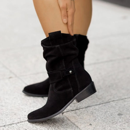 Women's mid-calf boots with pointed toe and zipper, for winter